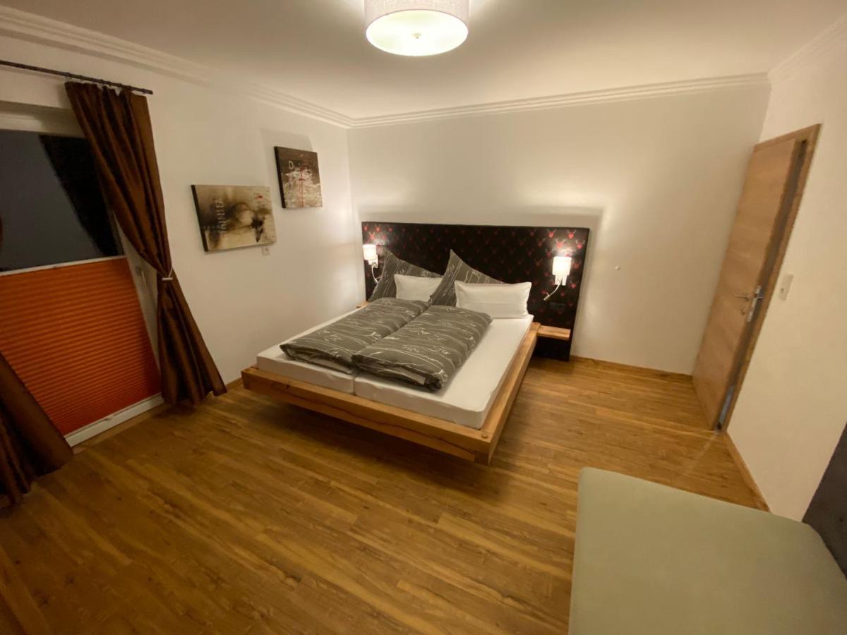 Ferienwohnung Wildkogelblick ブラームベルク・アム・ヴィルトコーゲル エクステリア 写真