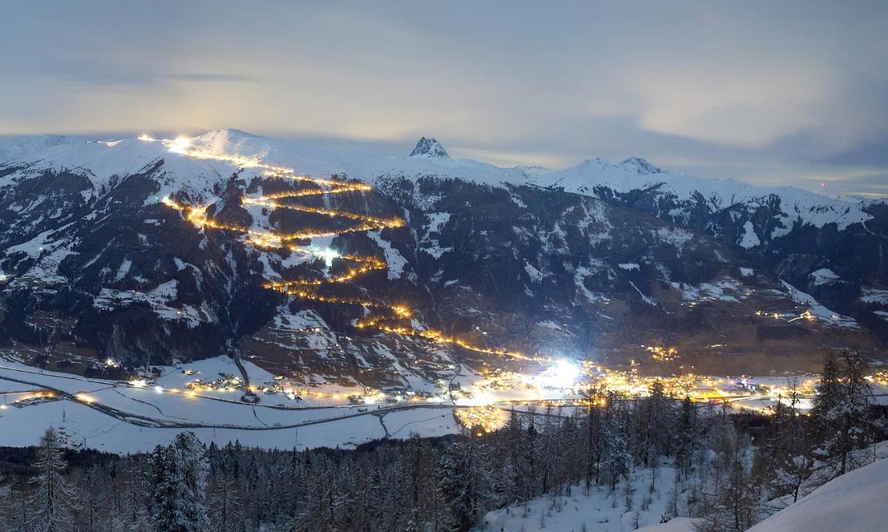 Ferienwohnung Wildkogelblick ブラームベルク・アム・ヴィルトコーゲル エクステリア 写真